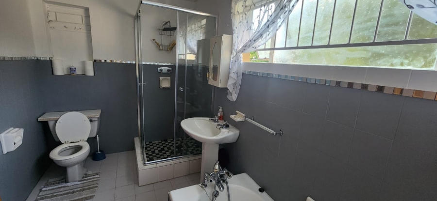 4 Bedroom Property for Sale in Dan Pienaar Free State